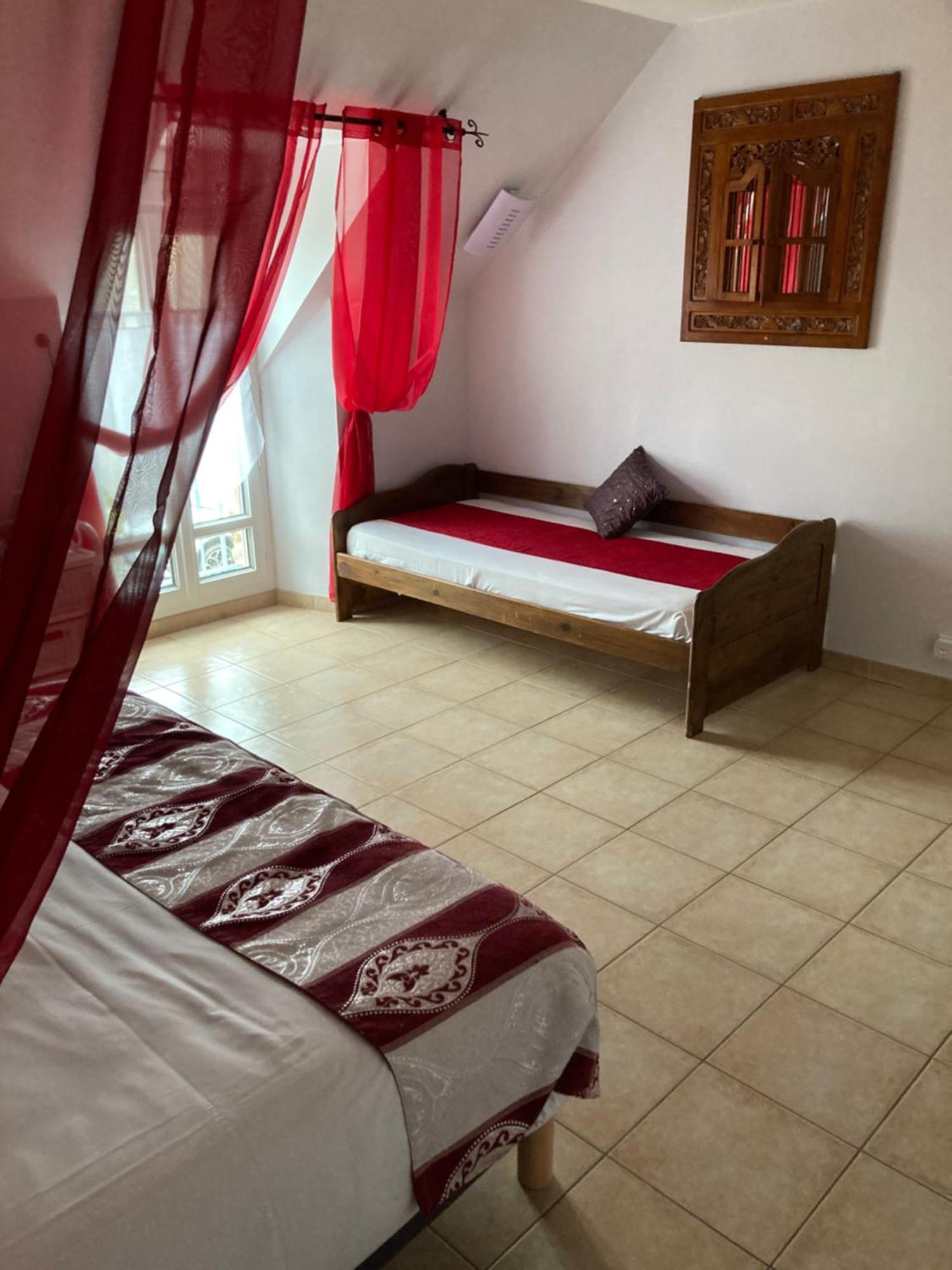 Hotel La Grande Mare Saint-Benoît-des-Ondes Esterno foto