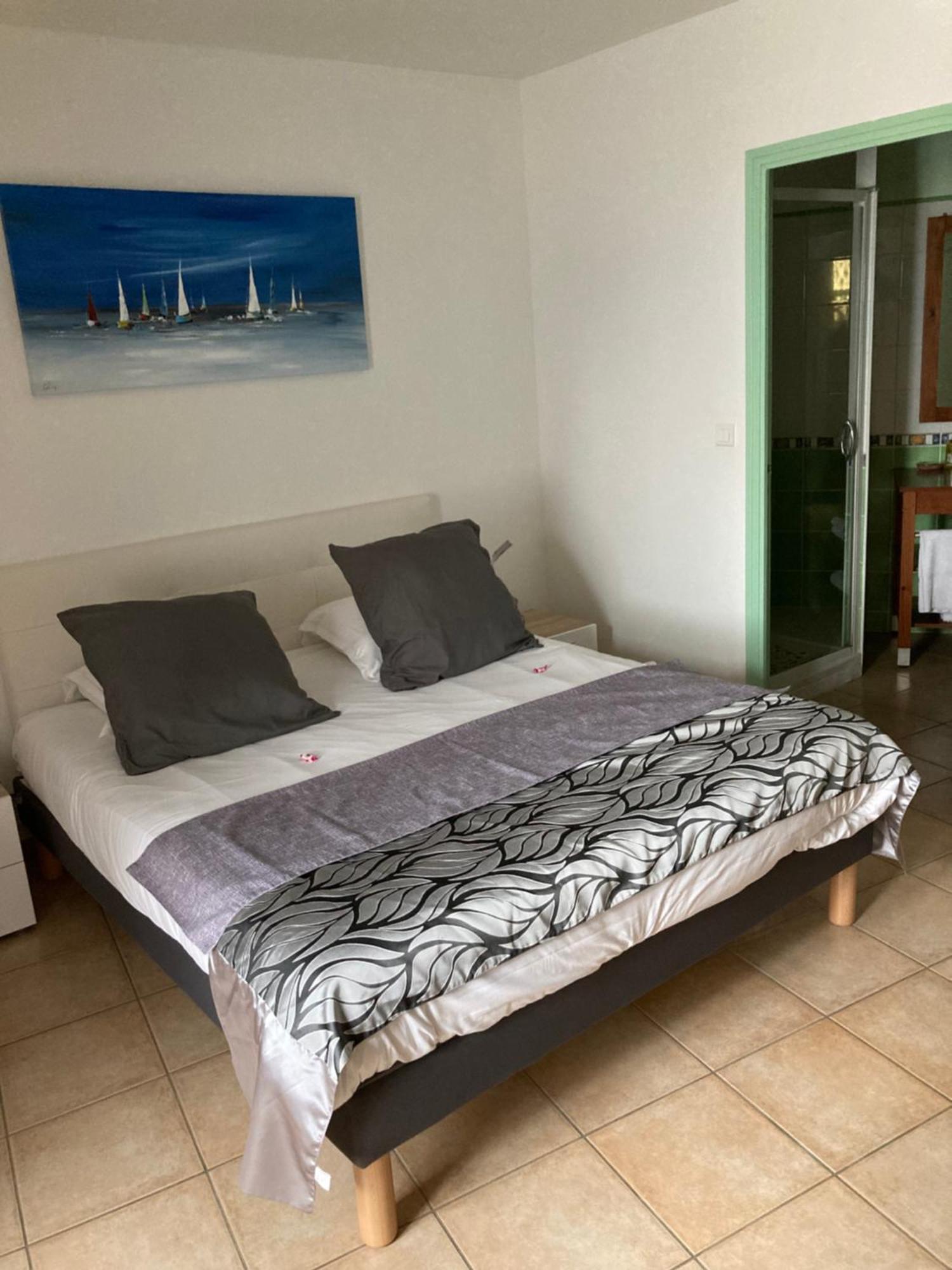 Hotel La Grande Mare Saint-Benoît-des-Ondes Esterno foto